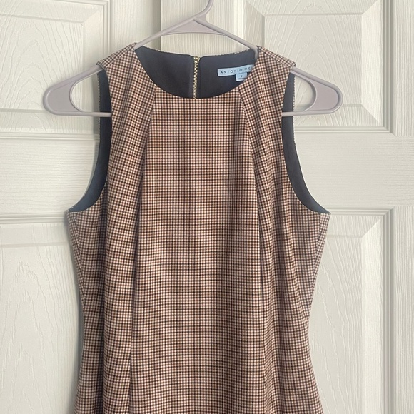 ANTONIO MELANI women's Plaid knee length sheath dress size 2 zip.  #097 - Picture 2 of 14